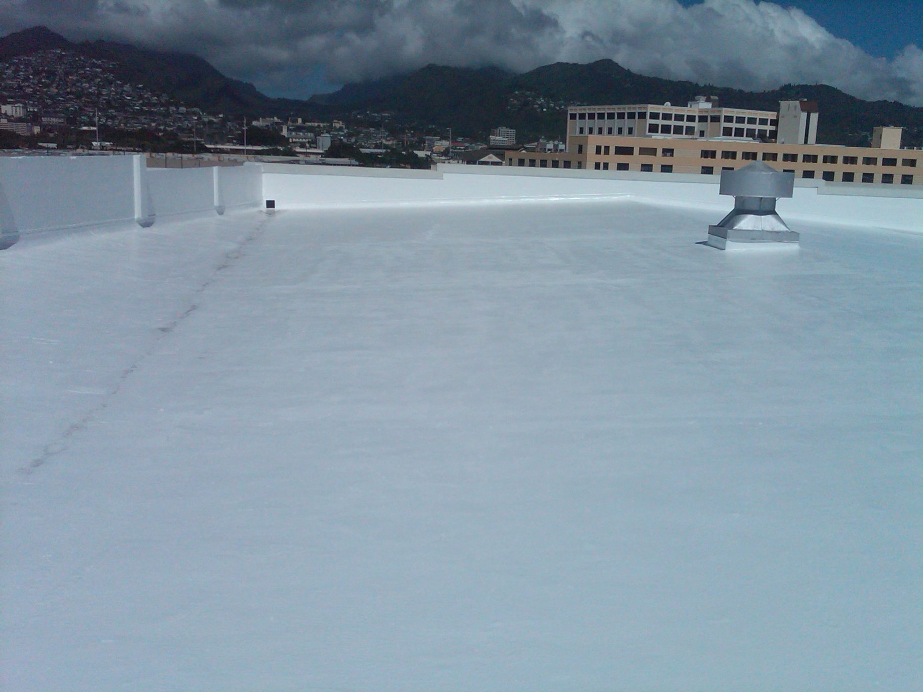 Spray/Roller Applied Roof Coating
